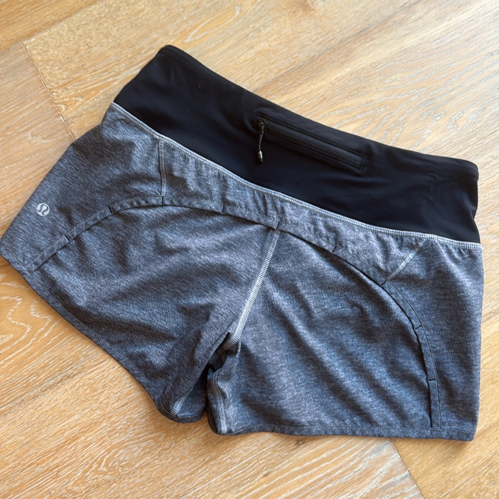 Lululemon Run Times shorts 4 gray black speed up w/ liner pockets excellent